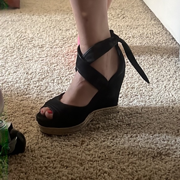 Ugg wedge sandles - Picture 3 of 8